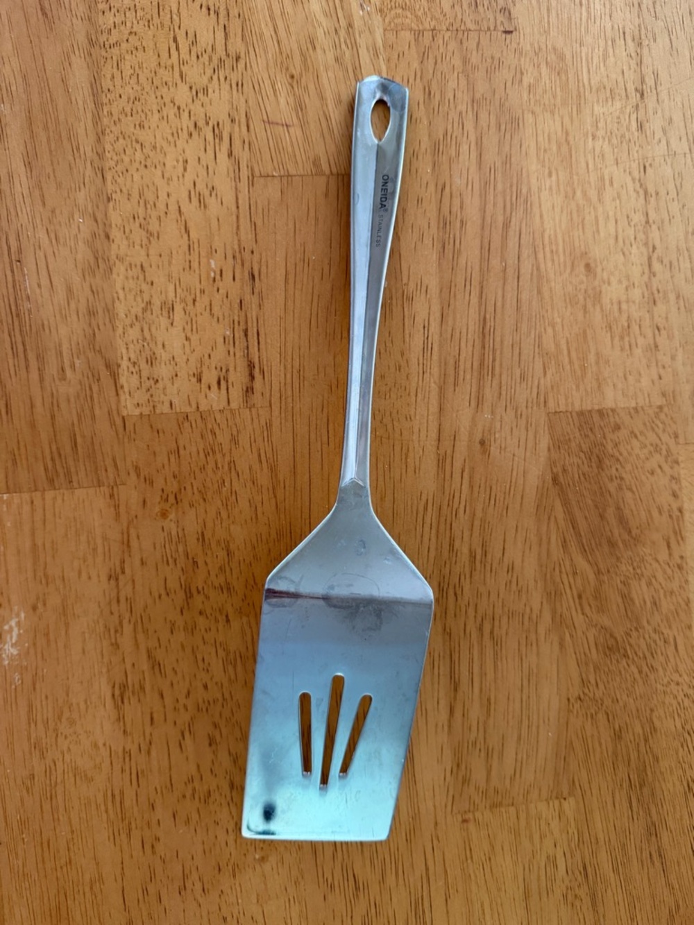 Oneida Stainless Steel Slotted Turner Spatula Kitchen Utensil Flat Turner - Picture 3 of 5